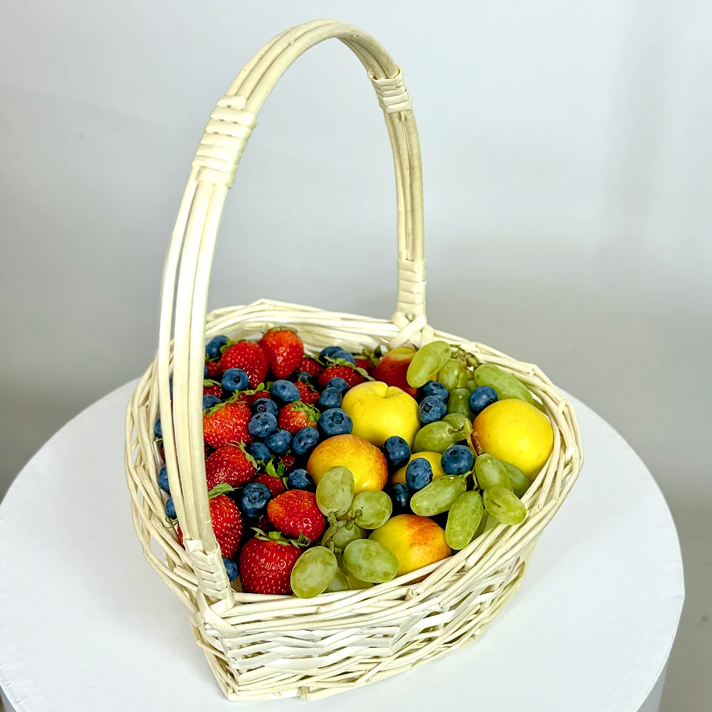Подарочная корзина с фруктами Фруктовая гармония
