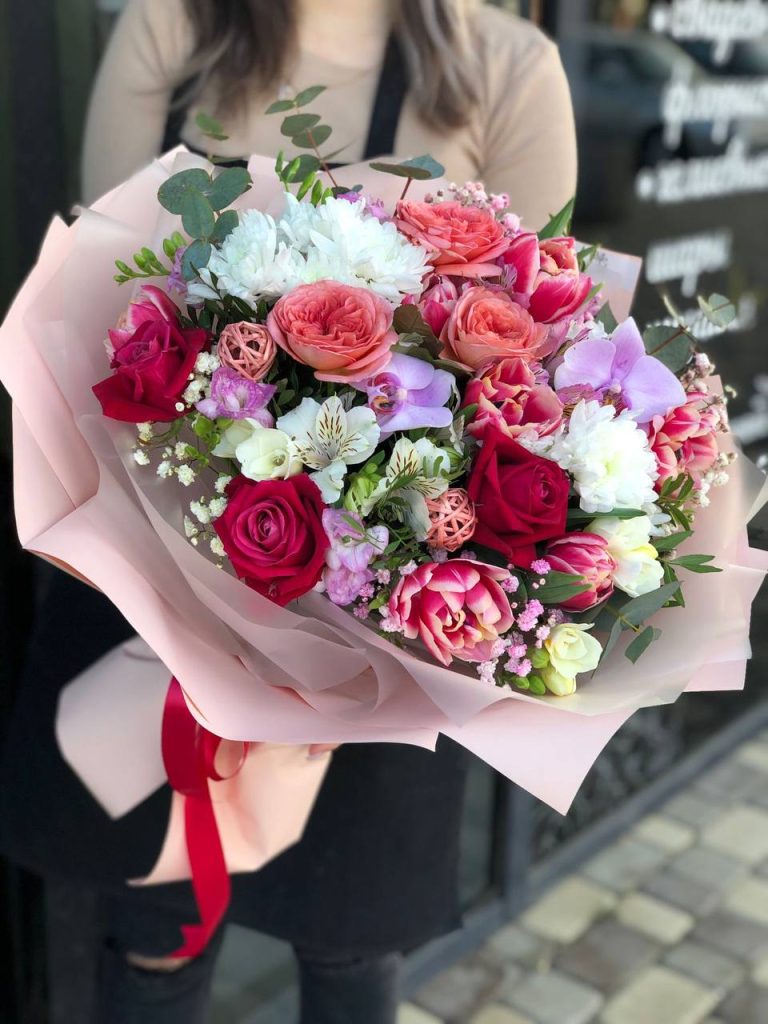 Отзыв от Илья на сайте Arna Flowers